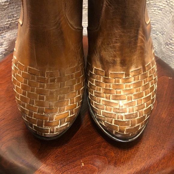 BedStu Cobbler Series Leather Booties - Picture 10 of 11